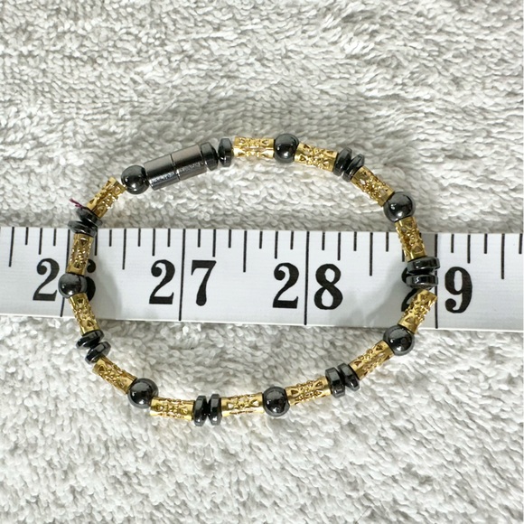 5/$35 Handmade Metallic Magnetic Beaded Bracelet With Magnetic Closure - Picture 7 of 12